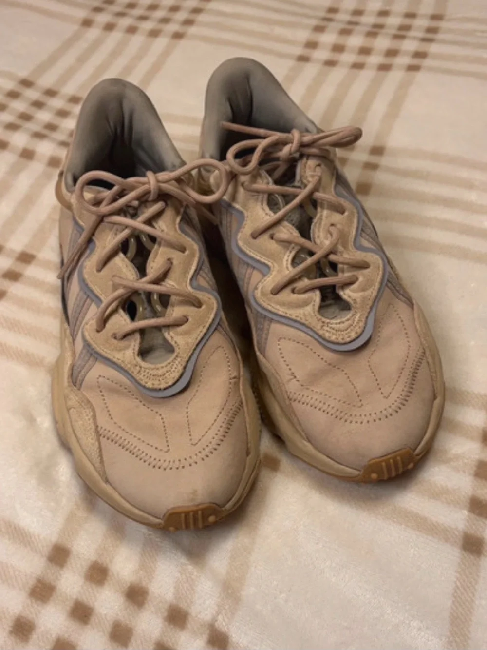 Adidas Ozweego Pale Nude EE6462